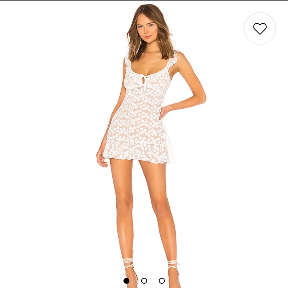 Sunbeams dress in white MAJORELLE